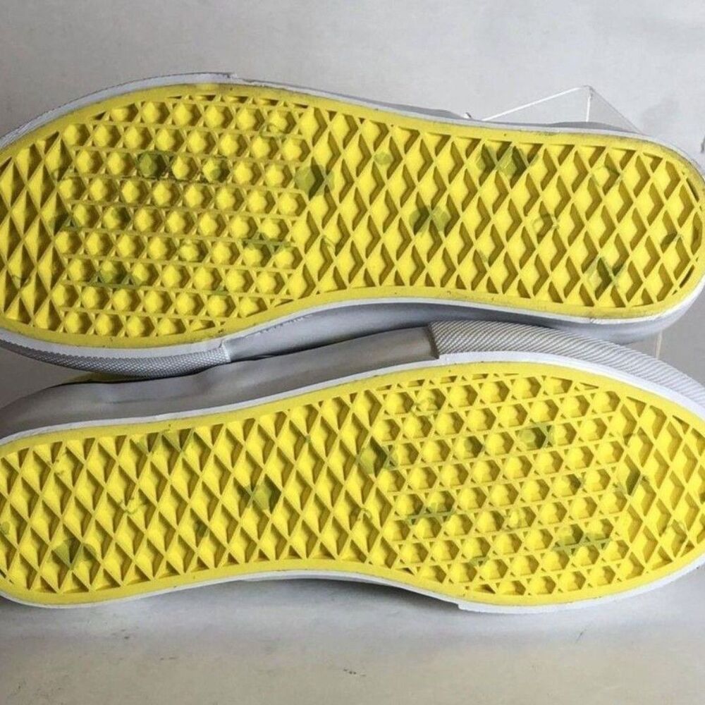 Vans Limited Edition Spongebob Sneakers - Size 8 - Picture 6 of 6